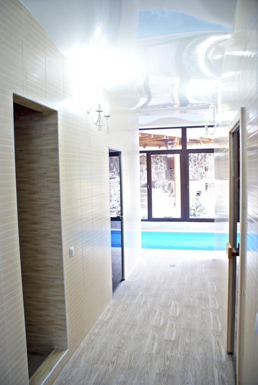 Oasis Karpat Hotel Polyana  Exterior photo