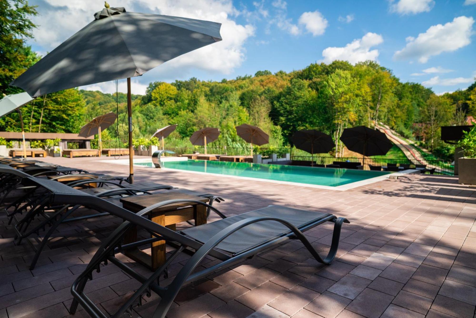 Oasis Karpat Hotel Polyana  Exterior photo